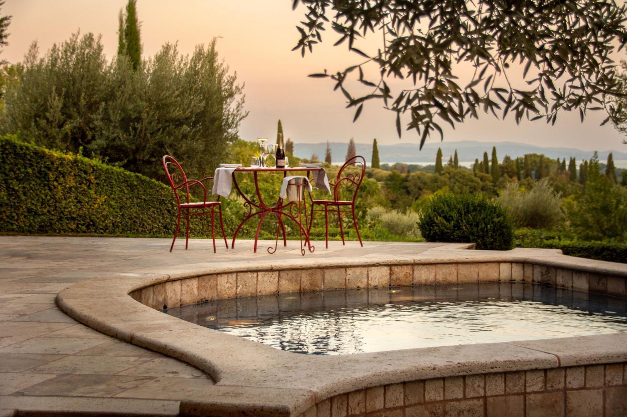 I Capricci Di Merion - Resort & Spa Туоро-суль-Тразимено Экстерьер фото